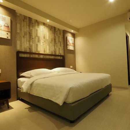 De Boutique Style Hotel Malang Dış mekan fotoğraf