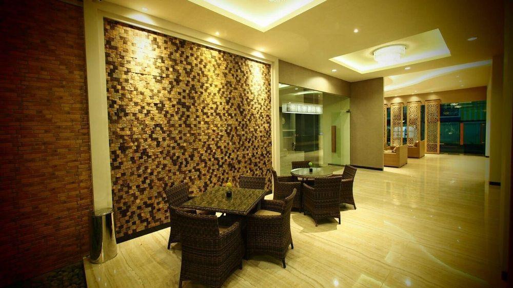 De Boutique Style Hotel Malang Dış mekan fotoğraf